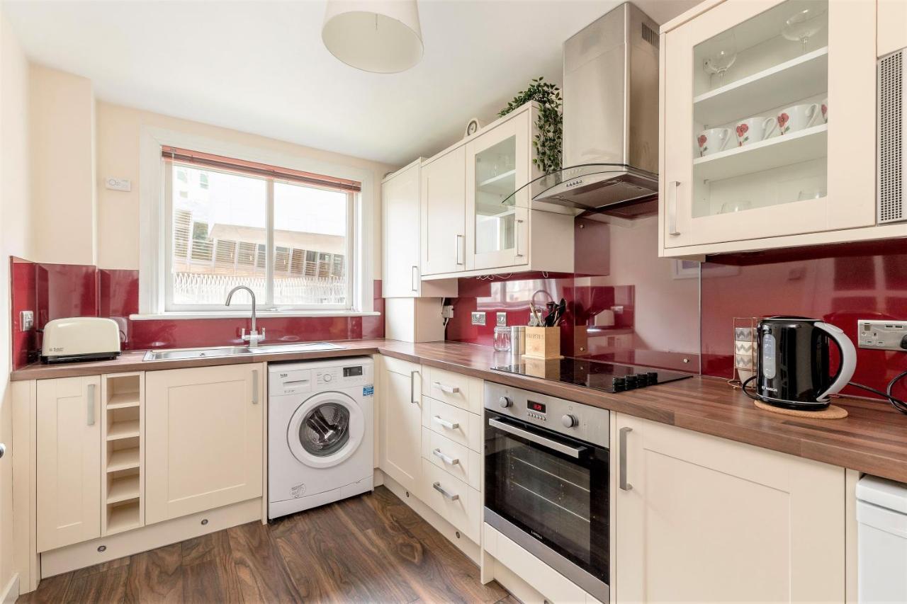 Stunning 1 Bed At Holyrood Palace & Arthurs Seat Εδιμβούργο Εξωτερικό φωτογραφία